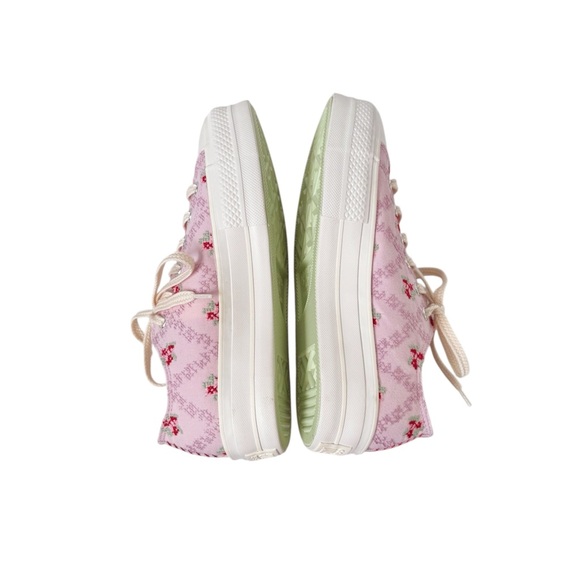 Converse Chuck Taylor All Star Lift Rose Cross Stitch Platform Sneaker | 9 NWOT - Picture 6 of 10